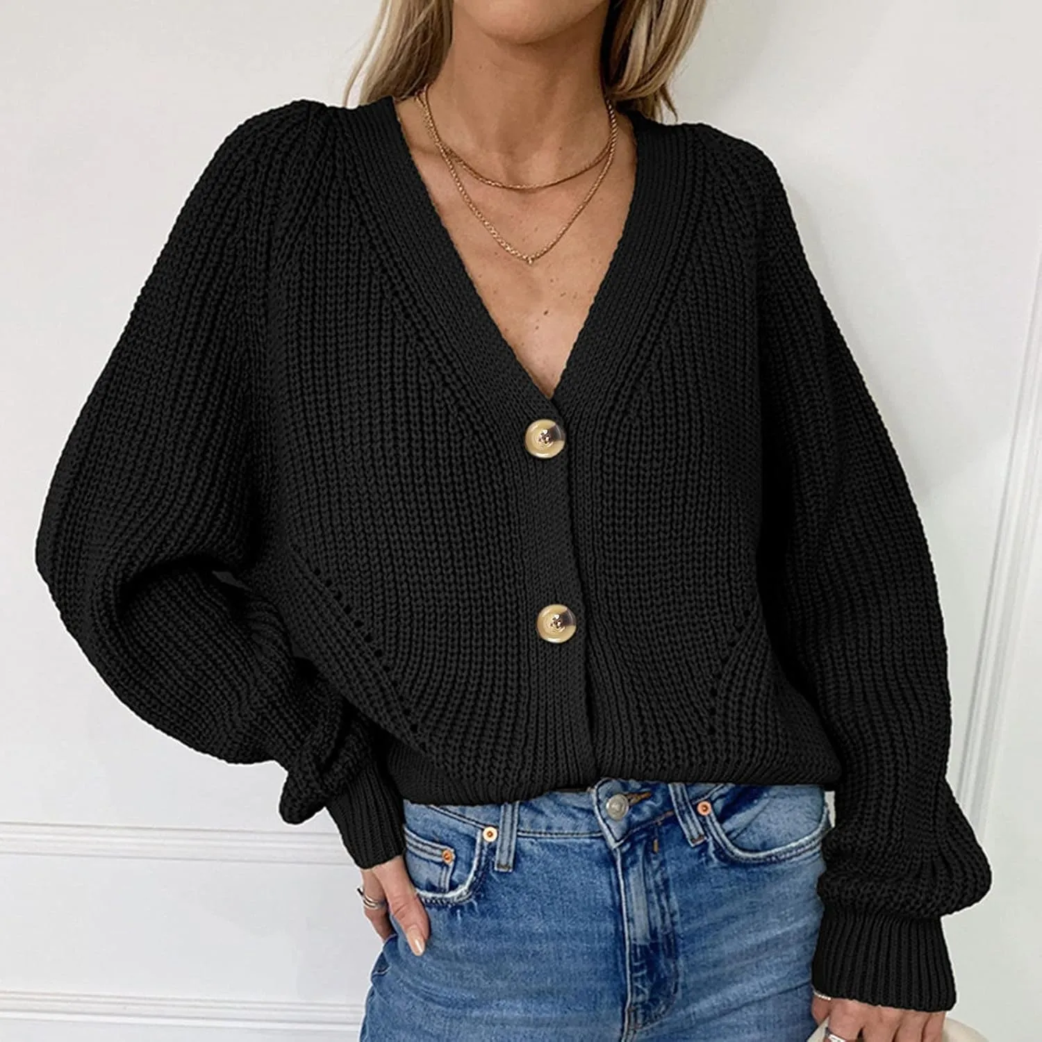 Cardigan Sweaters for Women Lightweight Open Front Chunky Knit Long Sleeve V Neck Button Loose Cropped Cardigan