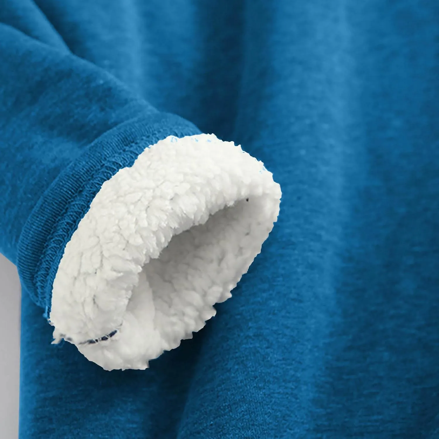 Plus Size Fuzzy Fleece Sweaters For Women Warm Winter Long Sleeve Sherpa Sweatshirts Cozy Soft Pullover Tops