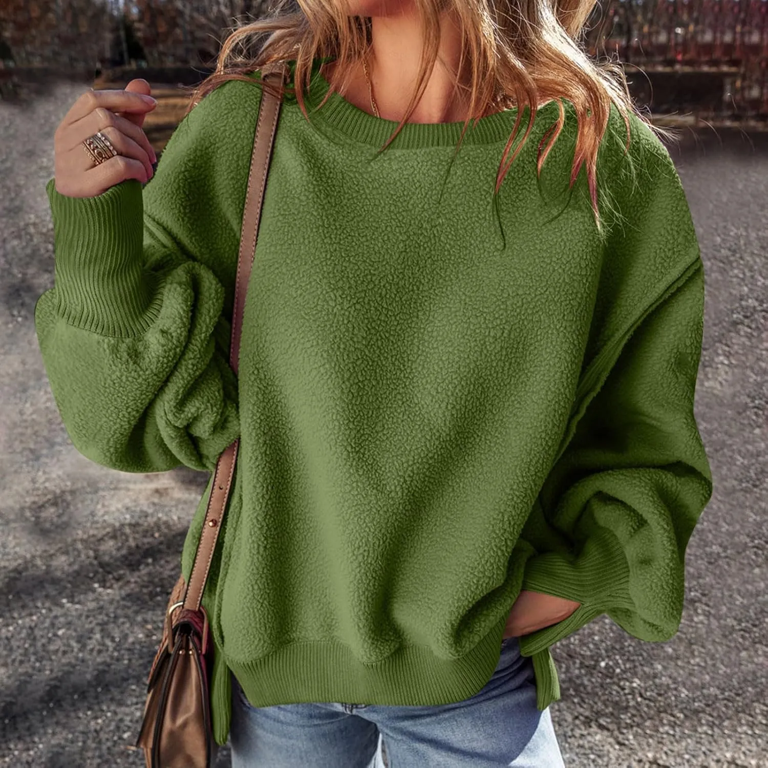 Womens Long Sleeve Warm Fuzzy Sweatshirts Sherpa Fleece Sweatshirt Drop Shoulder Casual Fashion Crewneck Sweaters