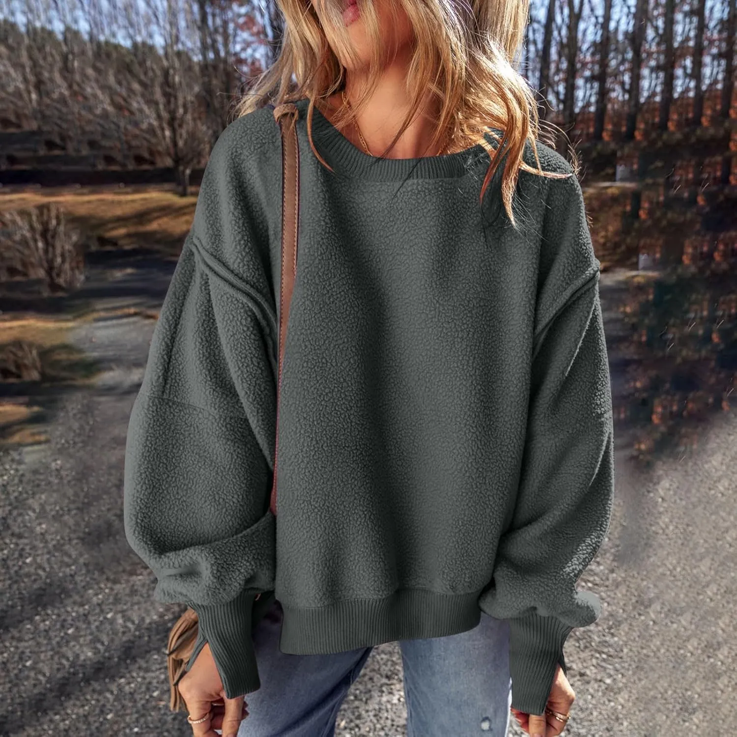 Women's Sherpa Fleece Oversized Sweatshirts Drop Shoulder Long Sleeve Hoodies Crewneck Warm Fuzzy Sweatshirt